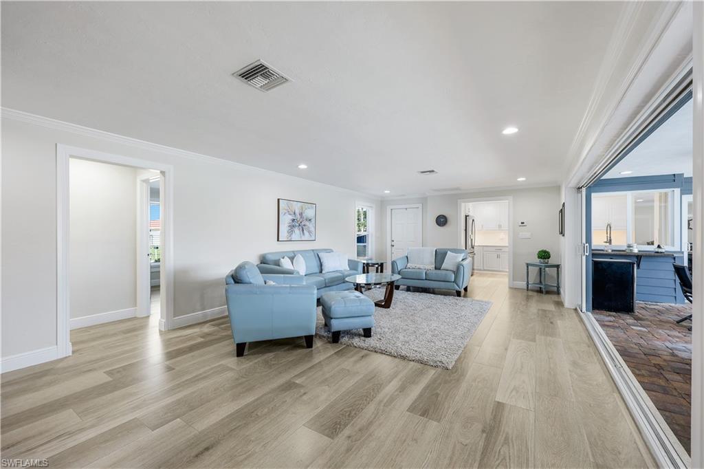 427 Nassau CT, MARCO ISLAND