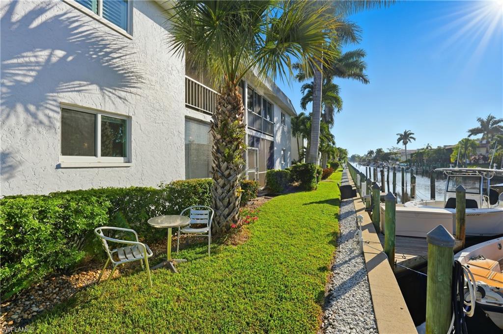 1320 Blue Point AVE # 2, NAPLES Unit: 2