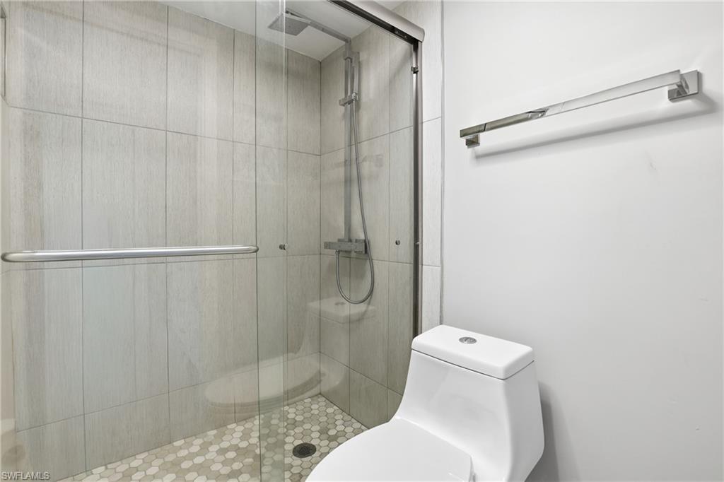 1320 Blue Point AVE # 2, NAPLES Unit: 2