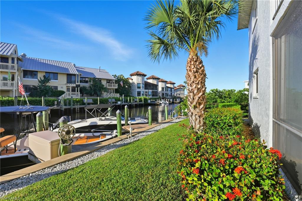 1320 Blue Point AVE # 2, NAPLES Unit: 2