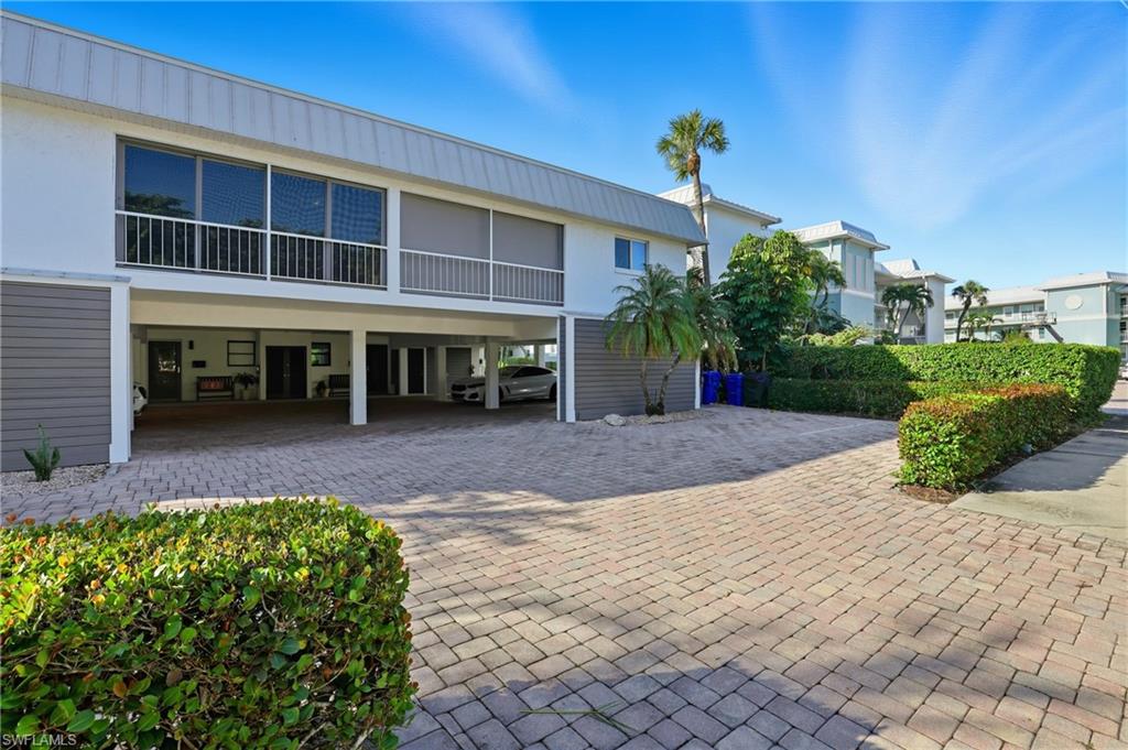 1320 Blue Point AVE # 2, NAPLES Unit: 2