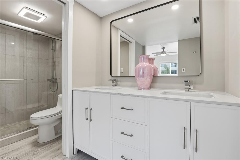 1320 Blue Point AVE # 2, NAPLES Unit: 2