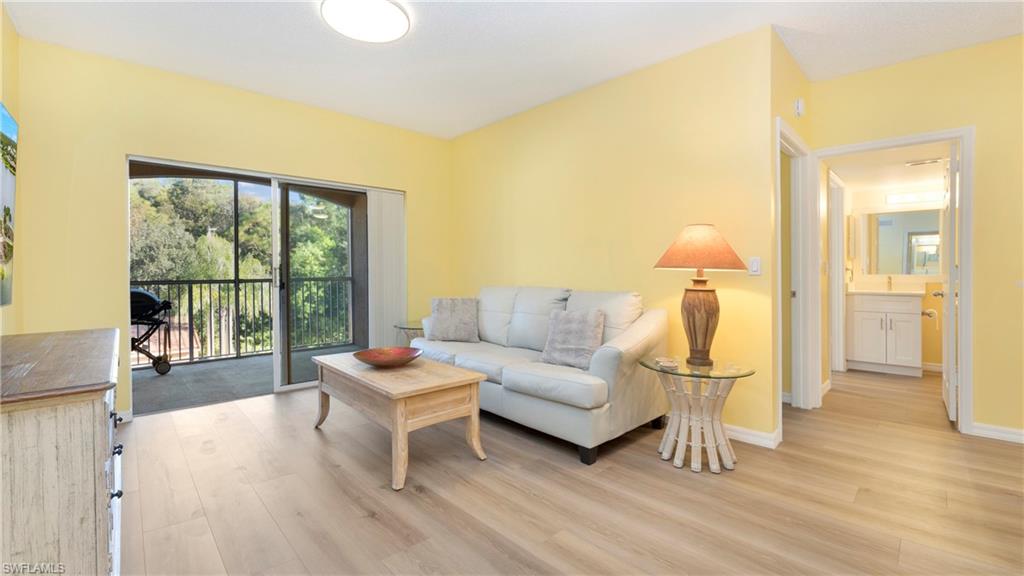 1810 Florida Club CIR # 1303, NAPLES Unit: 1303