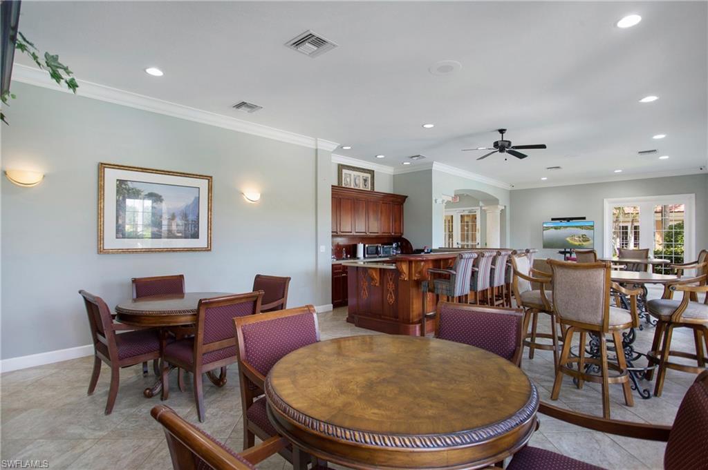 1810 Florida Club CIR # 1303, NAPLES Unit: 1303