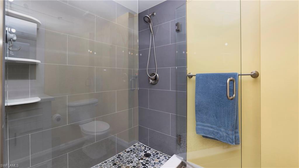 1810 Florida Club CIR # 1303, NAPLES Unit: 1303