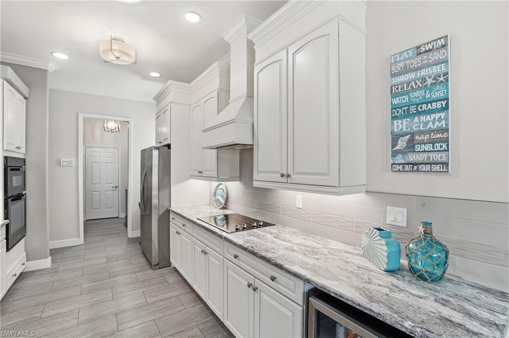 3535 Grand Cypress DR, NAPLES