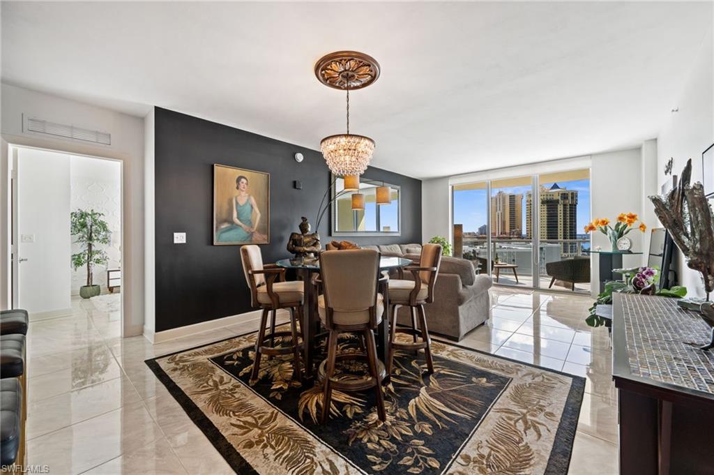 3000 Oasis Grand BLVD # 901, FORT MYERS Unit: 901