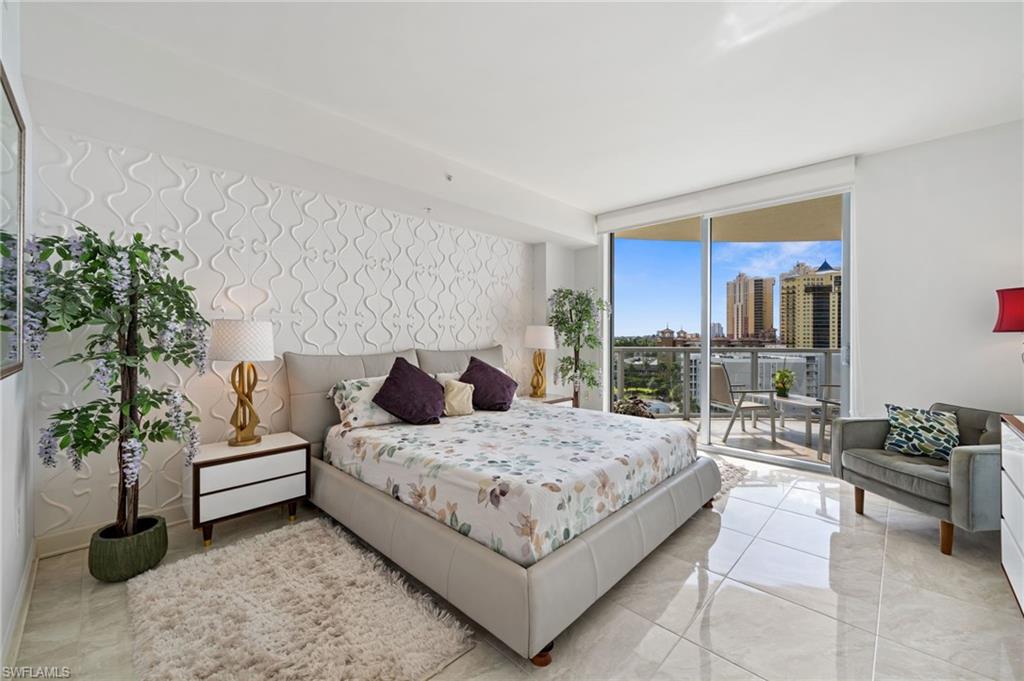 3000 Oasis Grand BLVD # 901, FORT MYERS Unit: 901