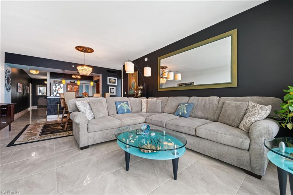 3000 Oasis Grand BLVD # 901, FORT MYERS Unit: 901