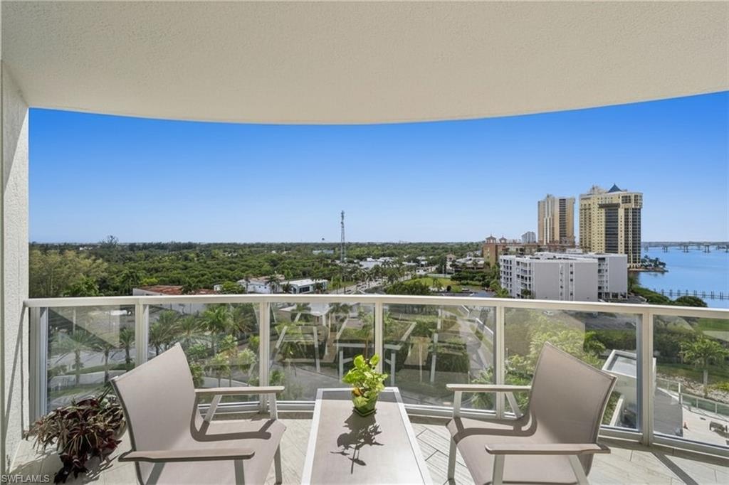 3000 Oasis Grand BLVD # 901, FORT MYERS Unit: 901