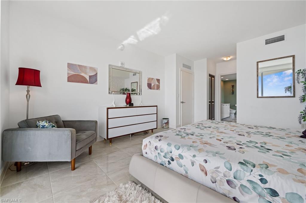 3000 Oasis Grand BLVD # 901, FORT MYERS Unit: 901