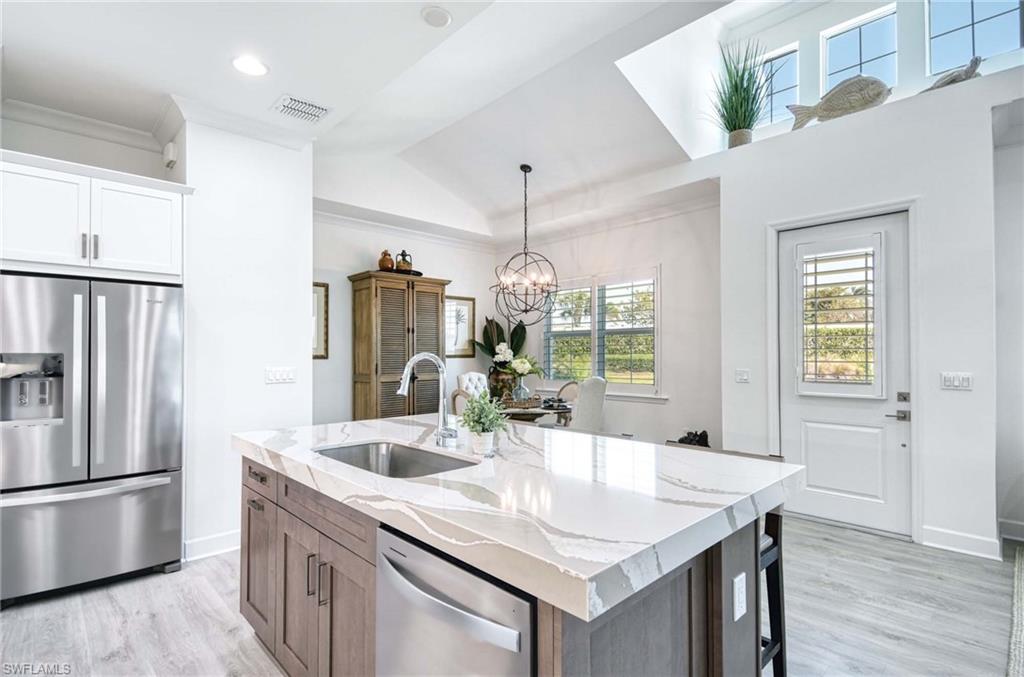 6984 Saona CT, NAPLES