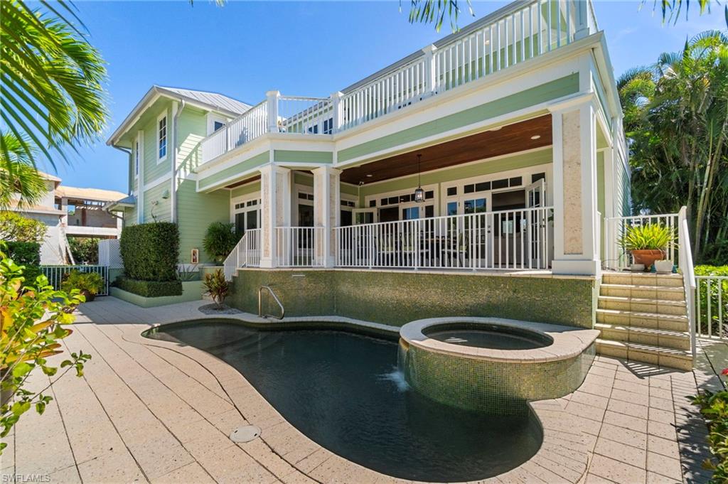 645 Broad AVE S, NAPLES