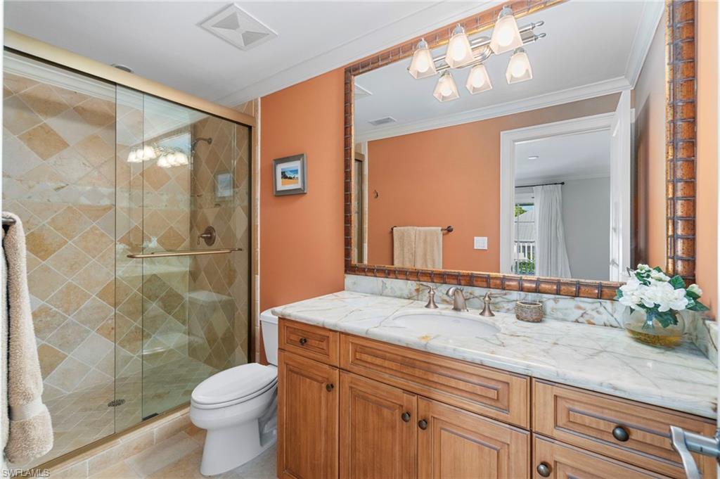645 Broad AVE S, NAPLES