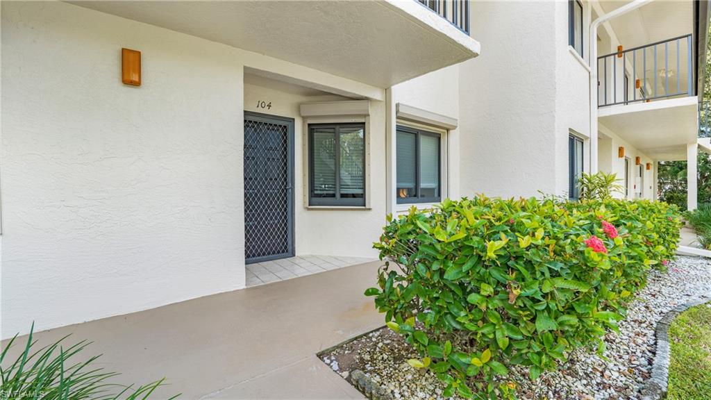 4957 Pepper CIR # C104, NAPLES Unit: C104