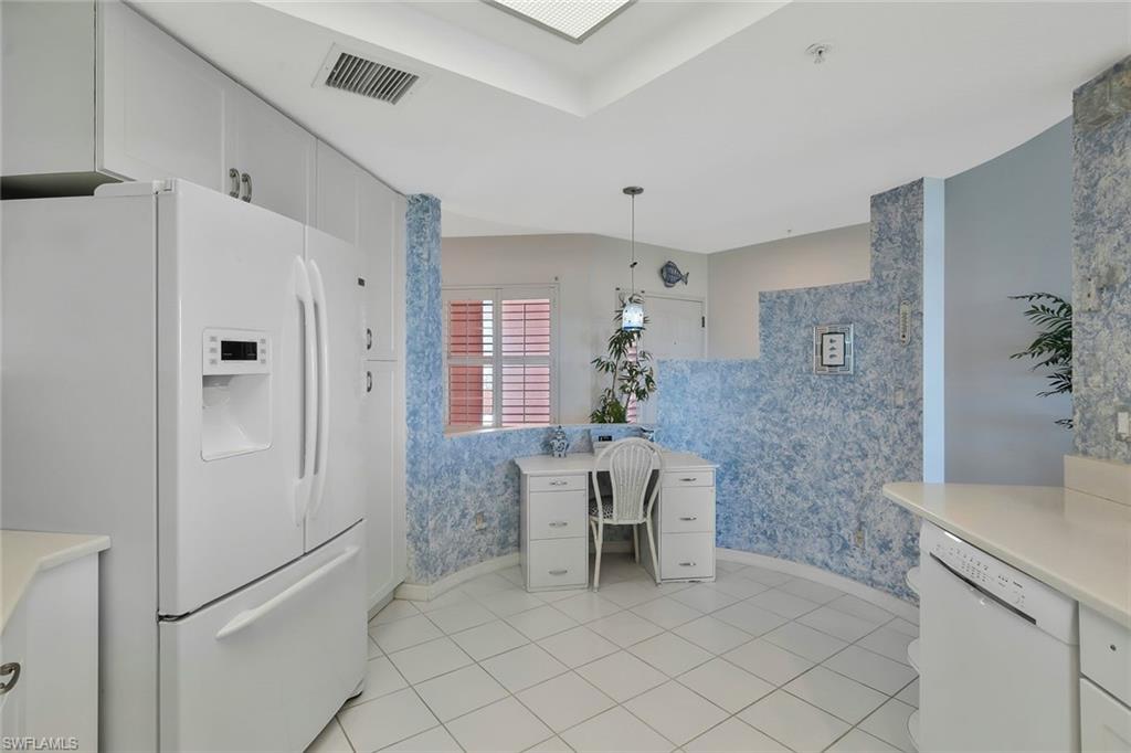 266 Barefoot Beach BLVD # 02 Unit: PH-02
