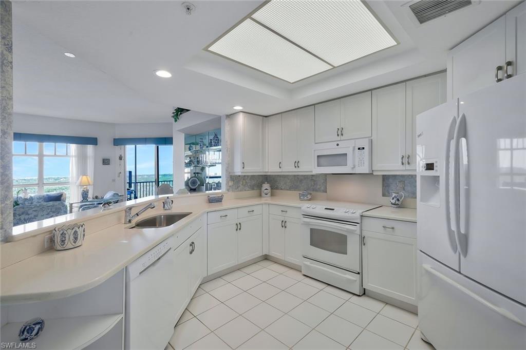 266 Barefoot Beach BLVD # 02 Unit: PH-02