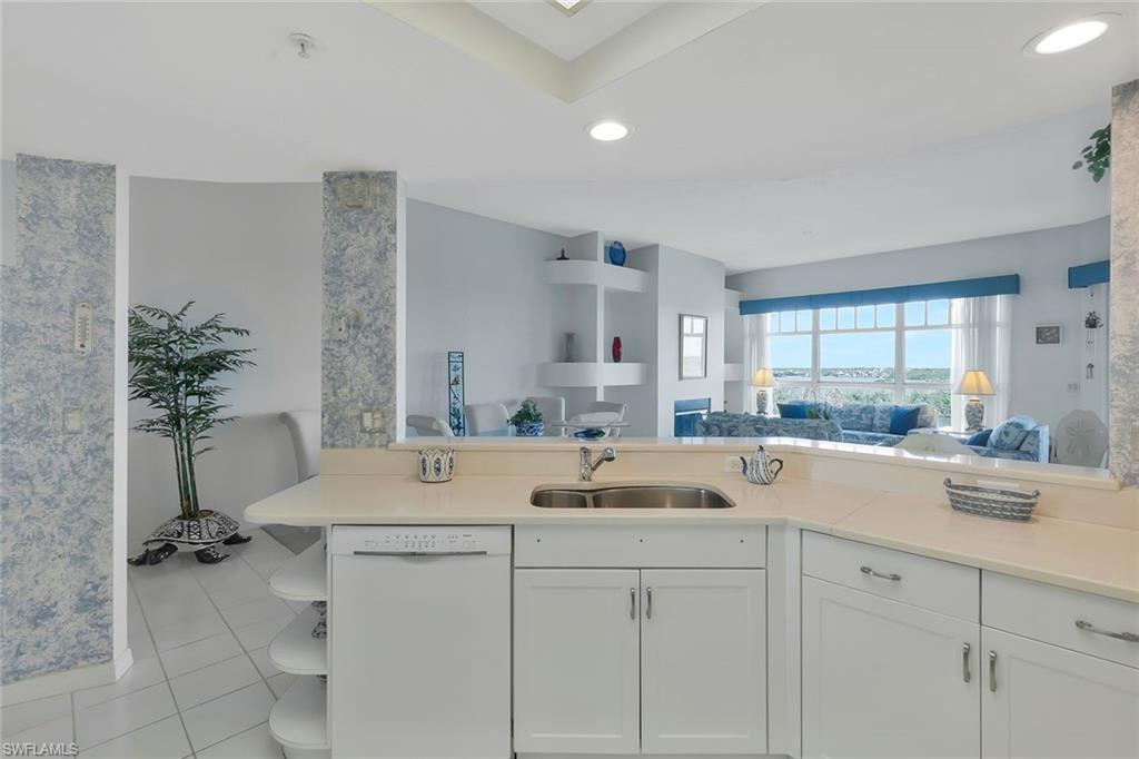 266 Barefoot Beach BLVD # 02 Unit: PH-02