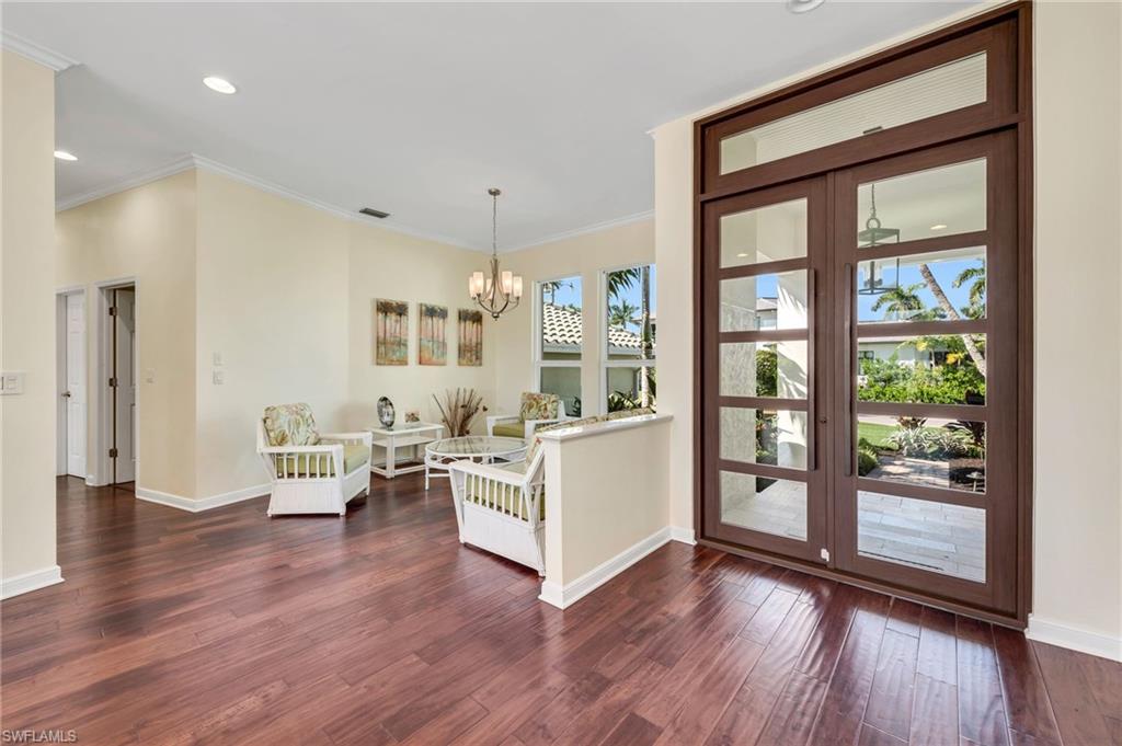 1923 SNOOK DR