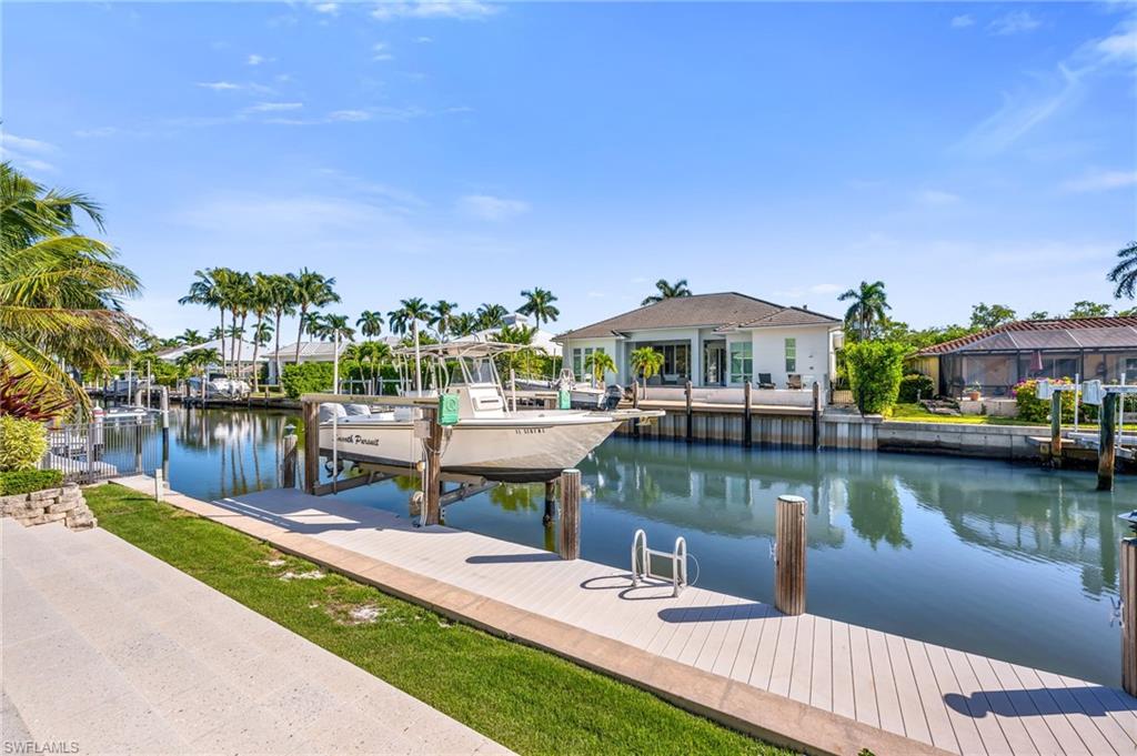 1923 SNOOK DR