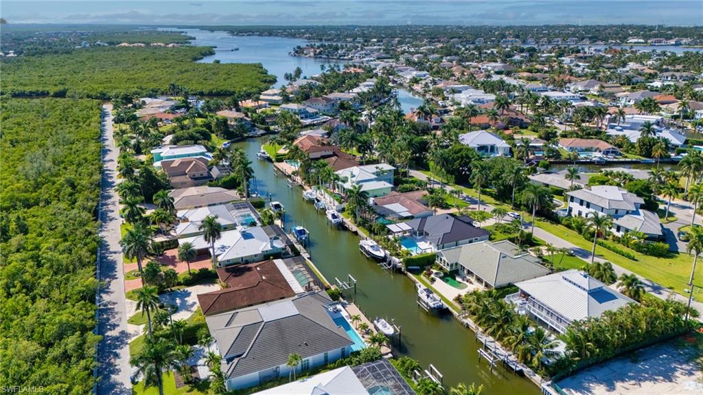 1923 SNOOK DR