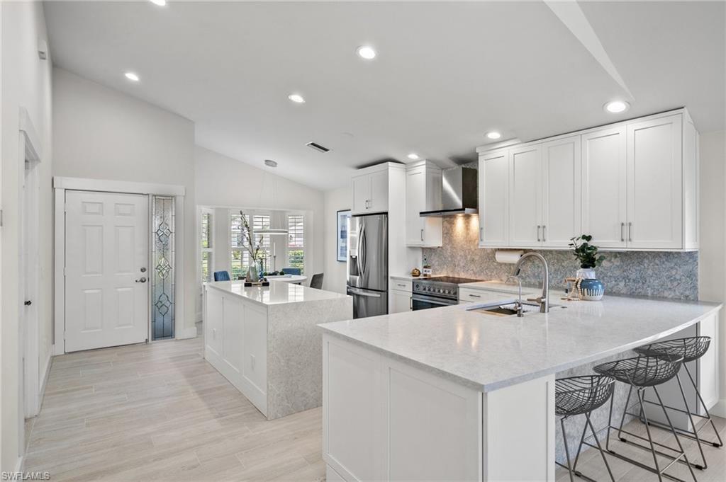 1590 Weybridge CIR # 52