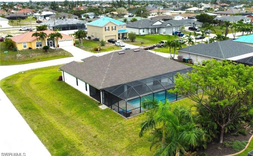 1156 SW 40th TER