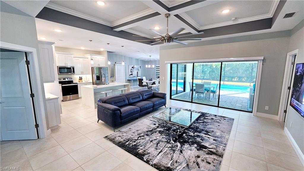 1156 SW 40th TER