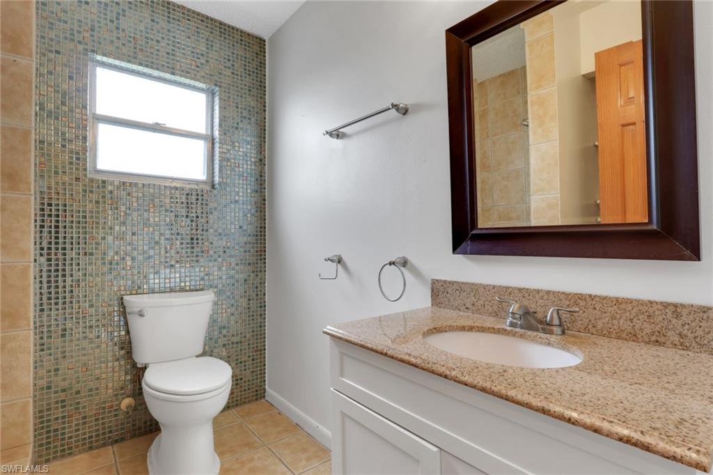 2302 SE 15th TER