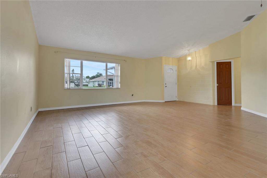 2302 SE 15th TER
