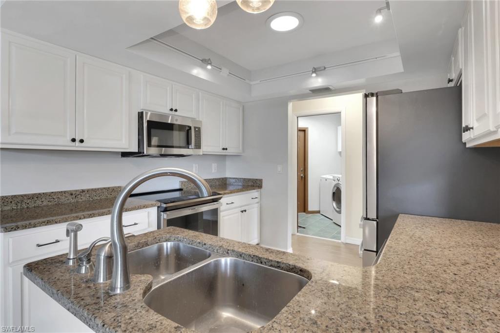 2302 SE 15th TER