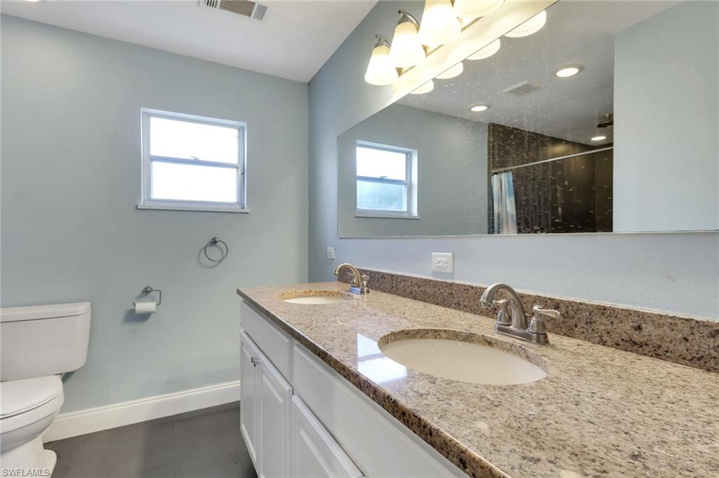 2302 SE 15th TER