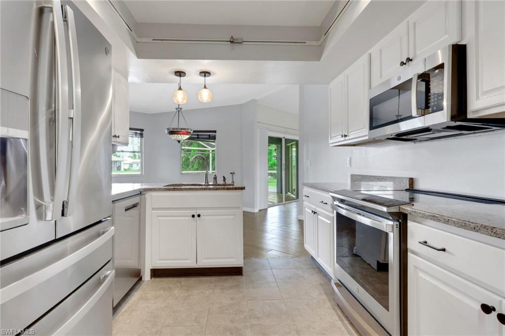 2302 SE 15th TER