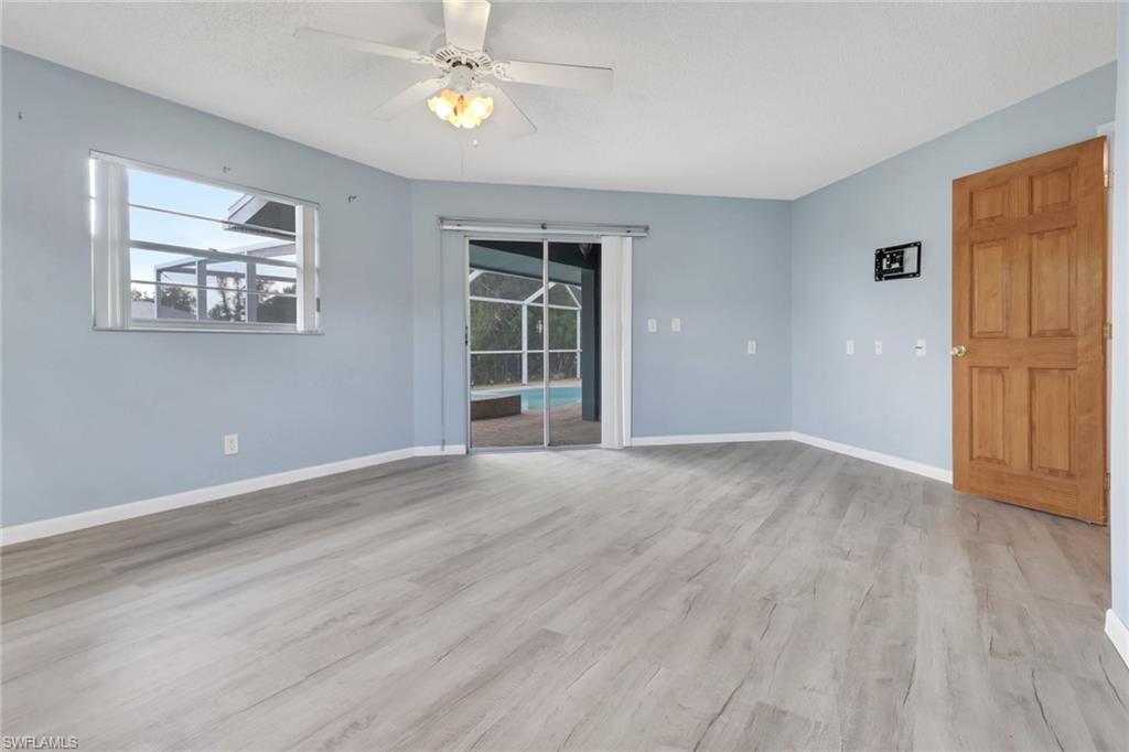 2302 SE 15th TER