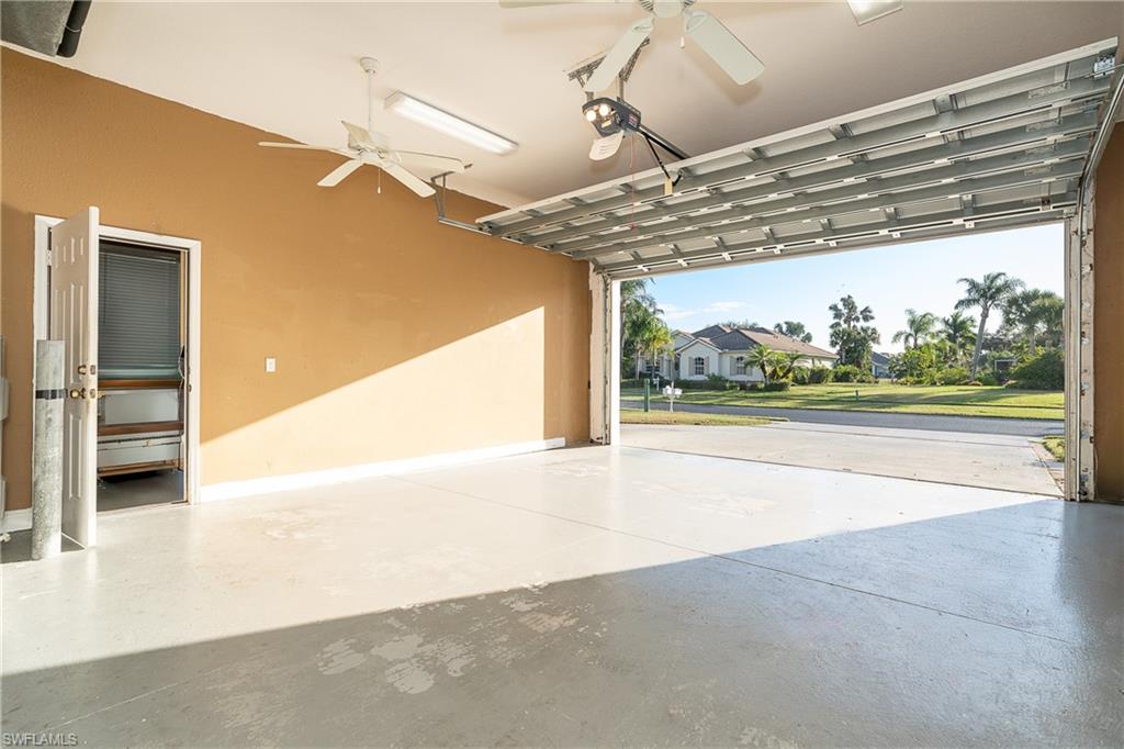 118 Abercrombie AVE