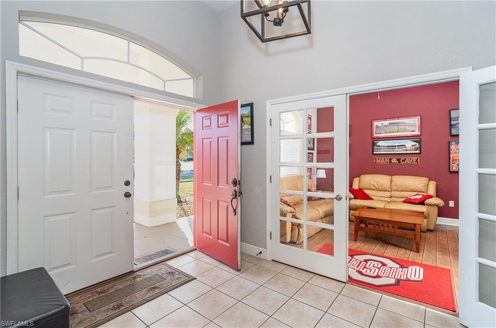 118 Abercrombie AVE
