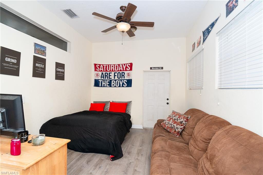 118 Abercrombie AVE
