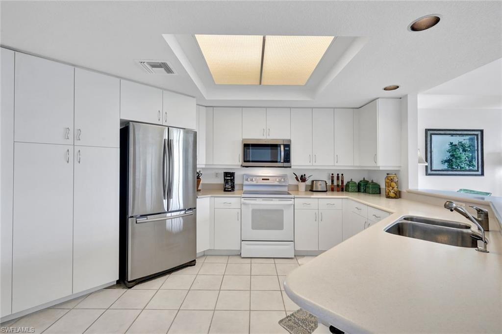 262 Barefoot Beach BLVD # 205