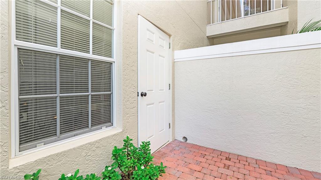 8487 Abbington CIR # 1