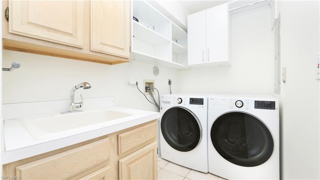 8487 Abbington CIR # 1