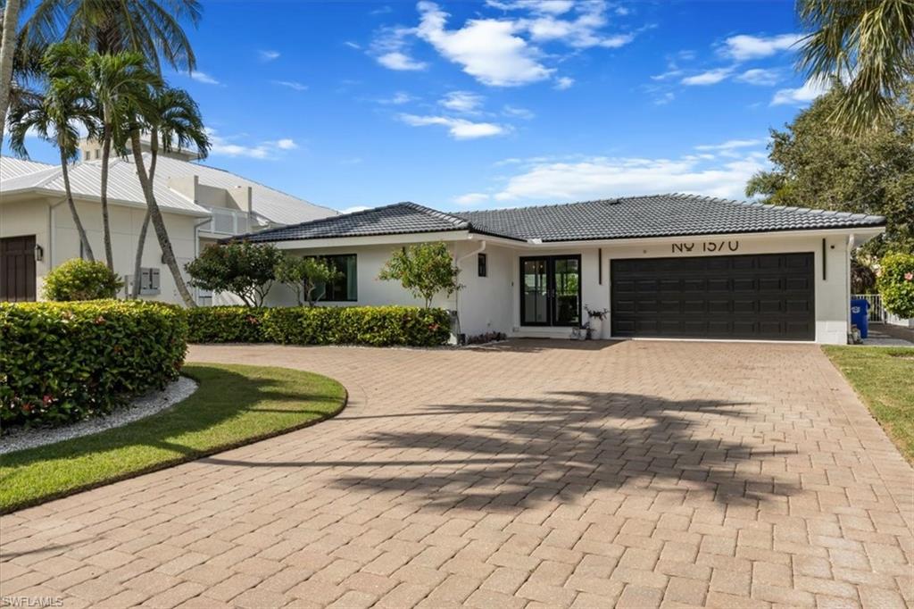 1570 Bonita LN