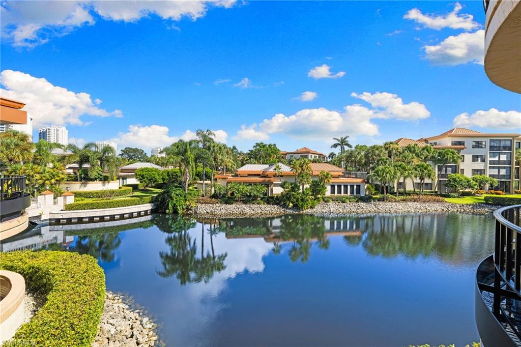 6710 Pelican Bay BLVD # 422