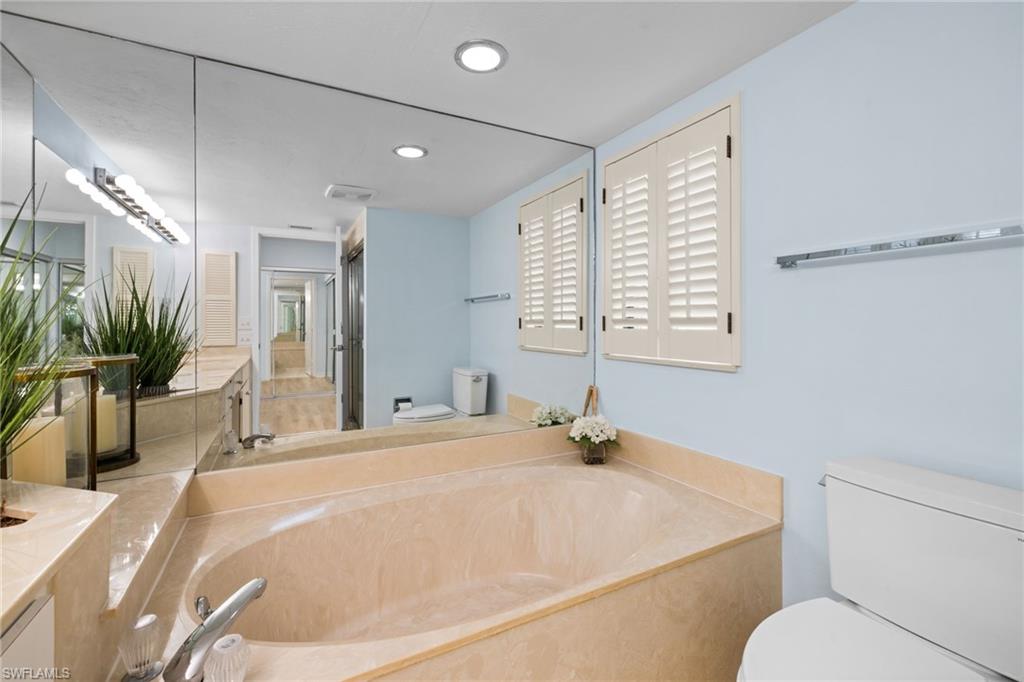 6710 Pelican Bay BLVD # 422