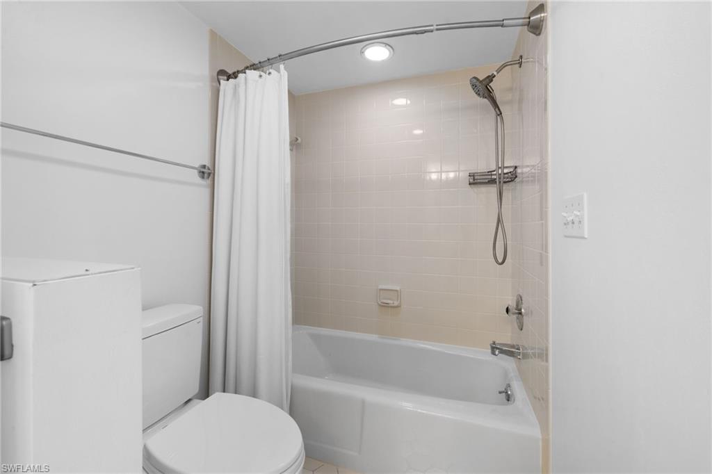 6710 Pelican Bay BLVD # 422