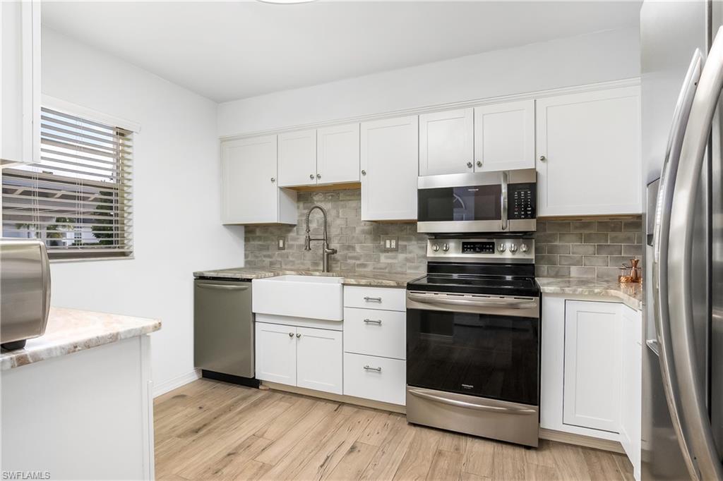 1348 Myerlee Gardens AVE