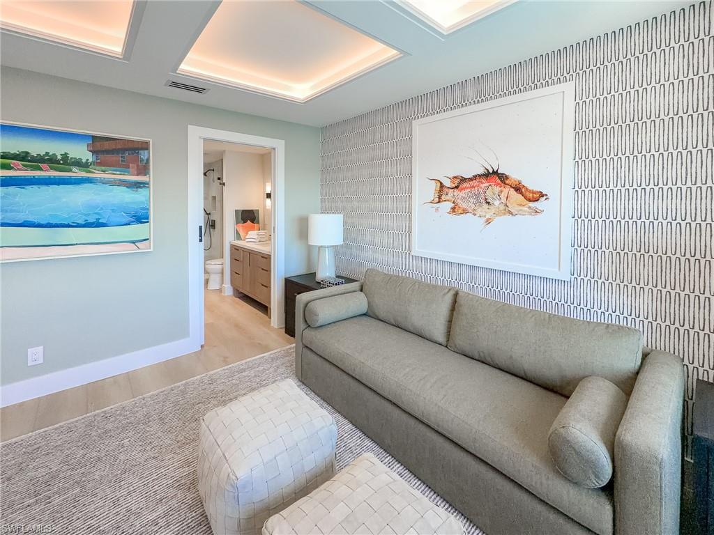 3430 Gulf Shore BLVD N # 5C