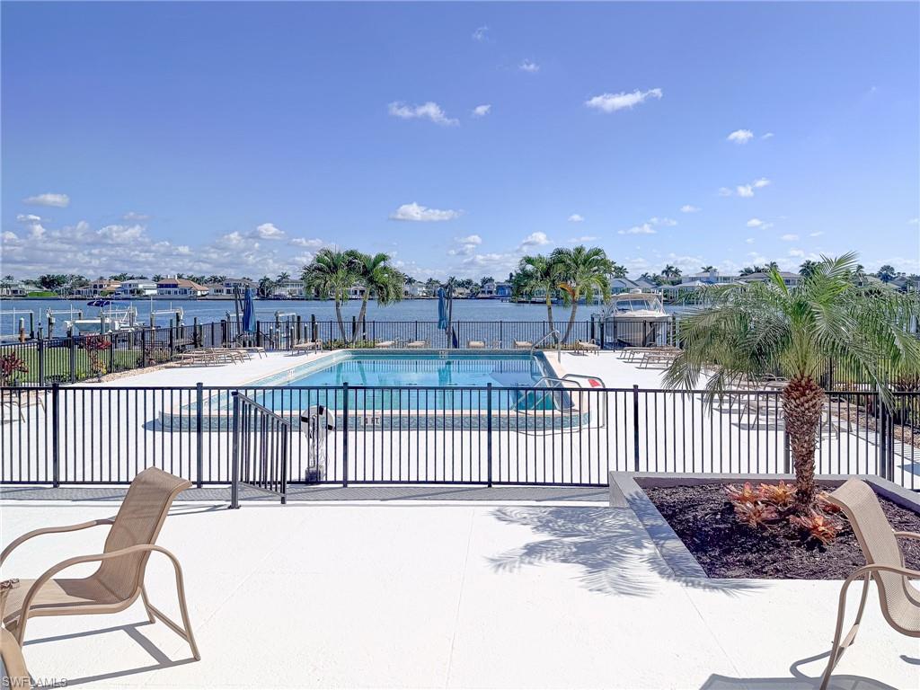 3430 Gulf Shore BLVD N # 5C