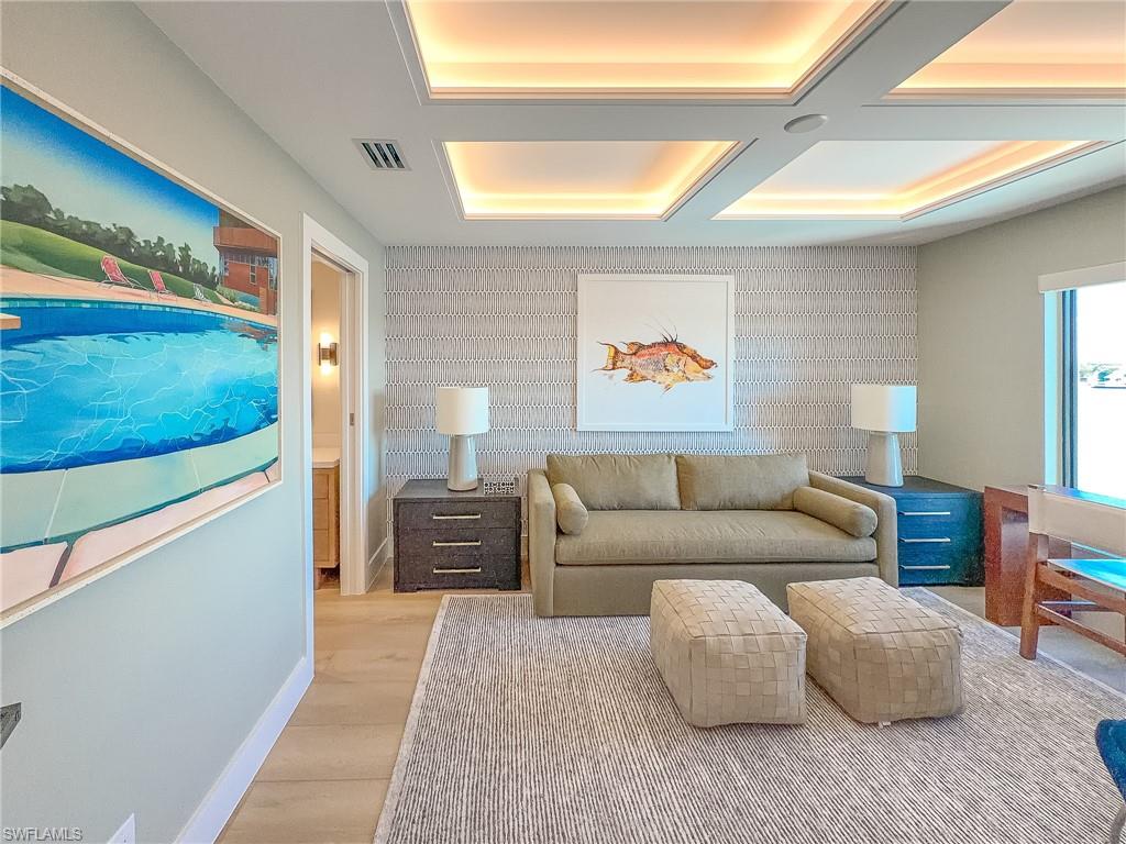 3430 Gulf Shore BLVD N # 5C