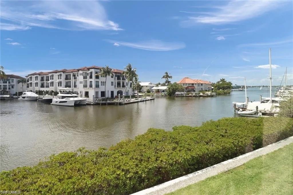 805 River Point DR # 106C