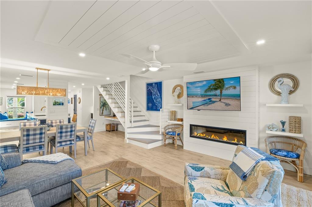 1060 6th ST S # 1060